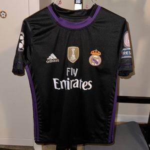 Real Madrid Replica Jersey Black and Purple Size Small in Men’s